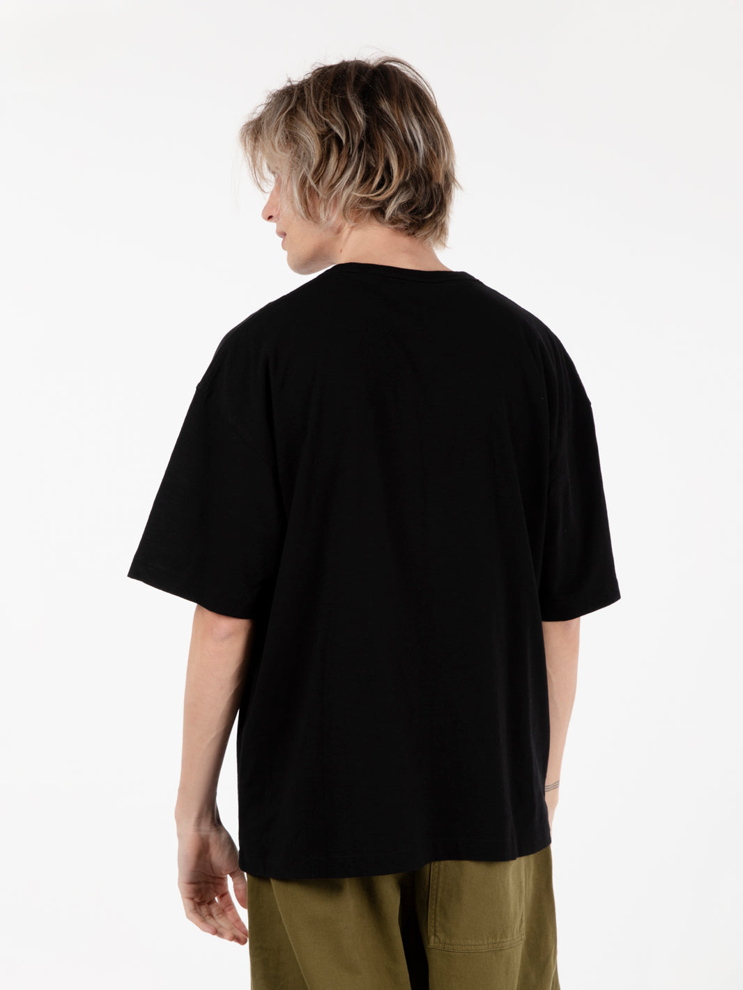 Basic black t-shirt