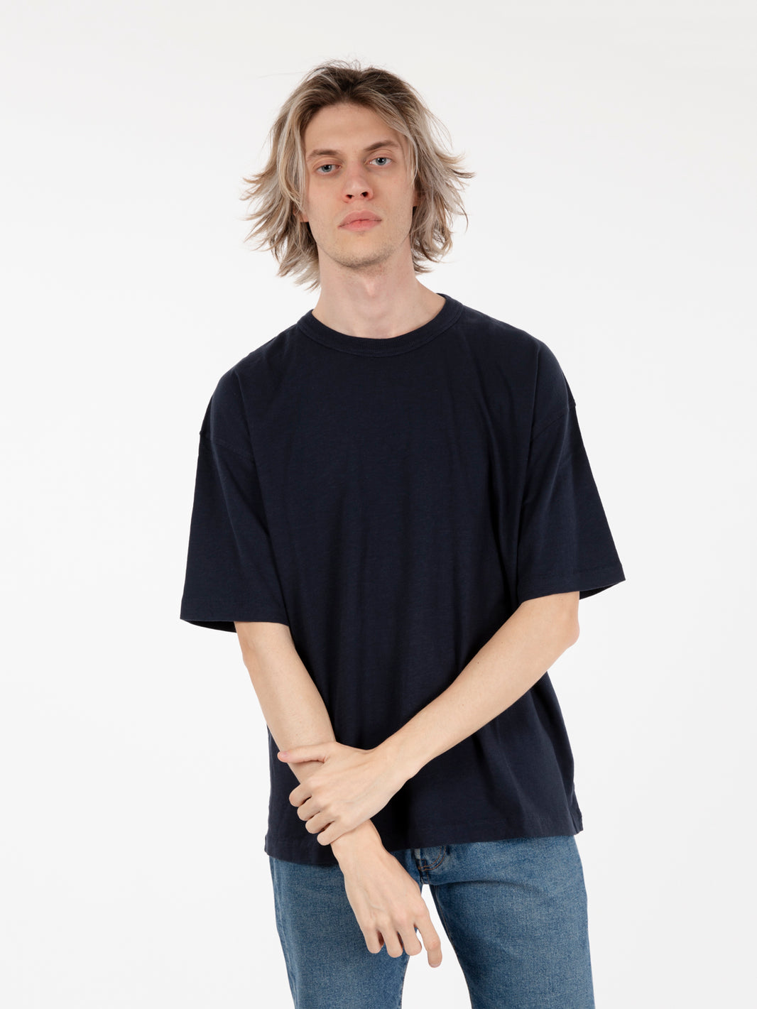 Basic navy t-shirt