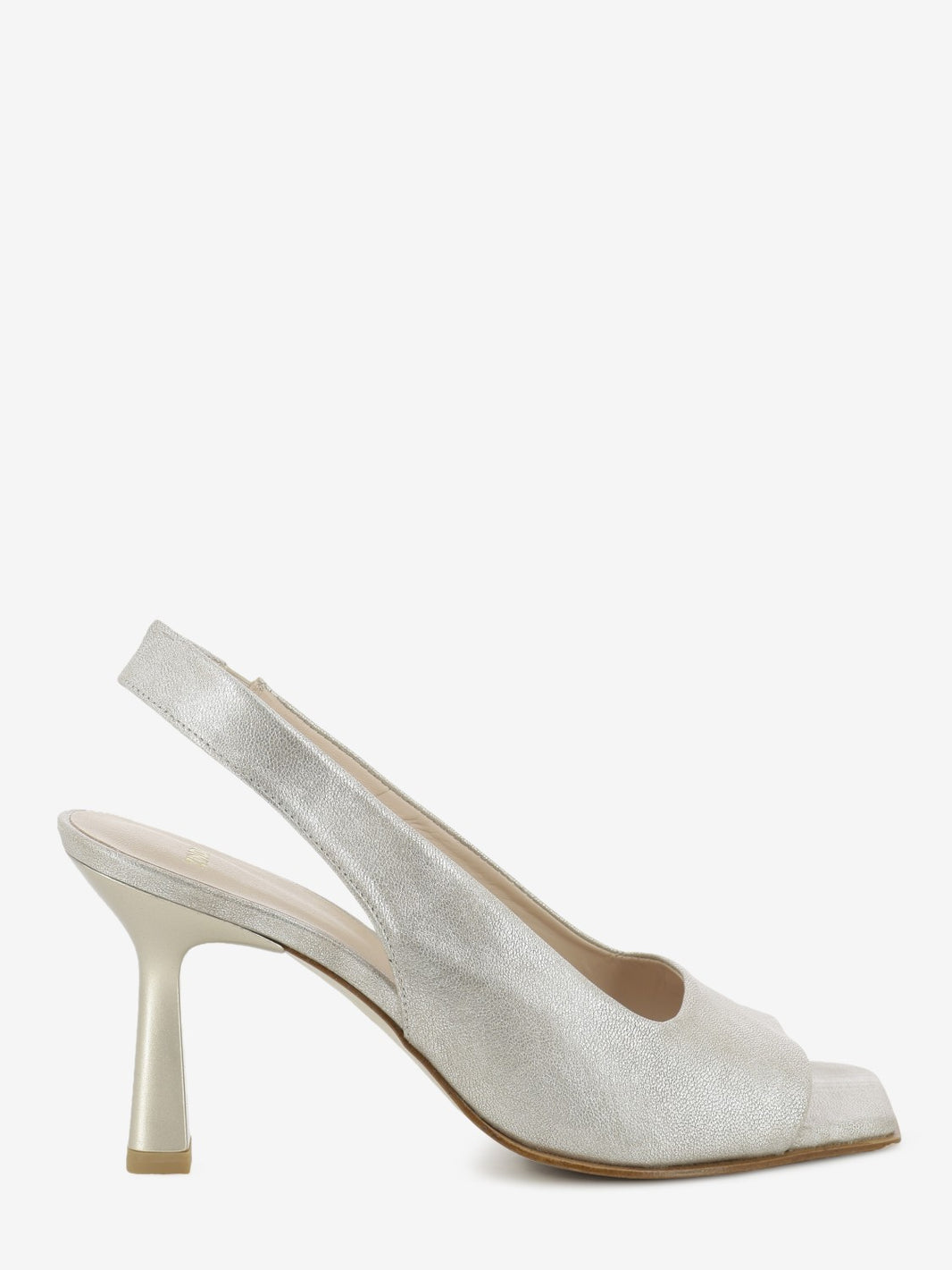 Sandali in pelle con tacco champagne