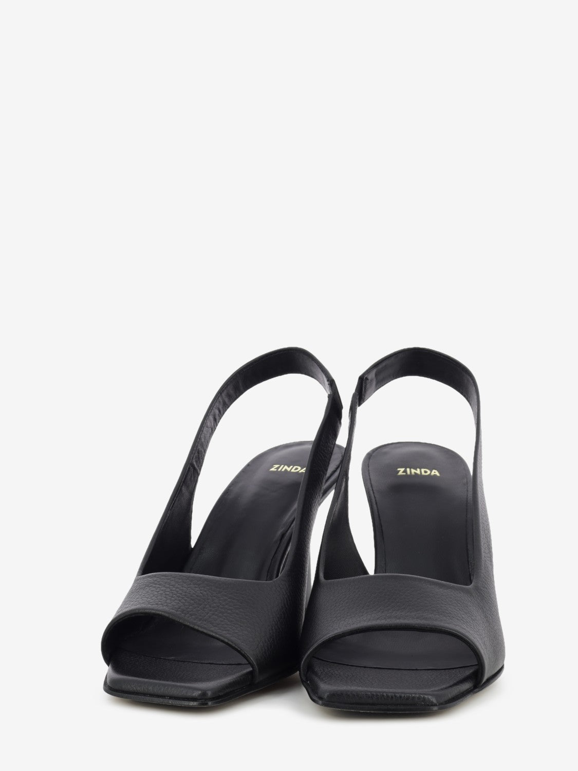 Sandali in pelle con tacco nero