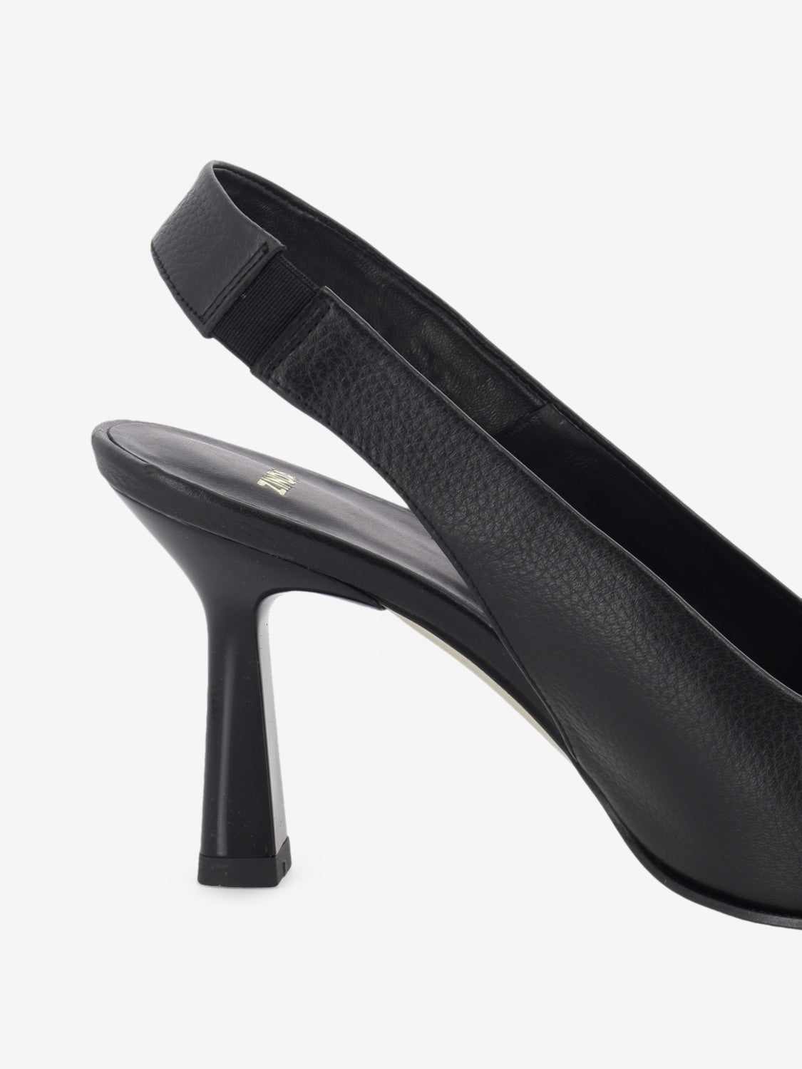 Sandali in pelle con tacco nero