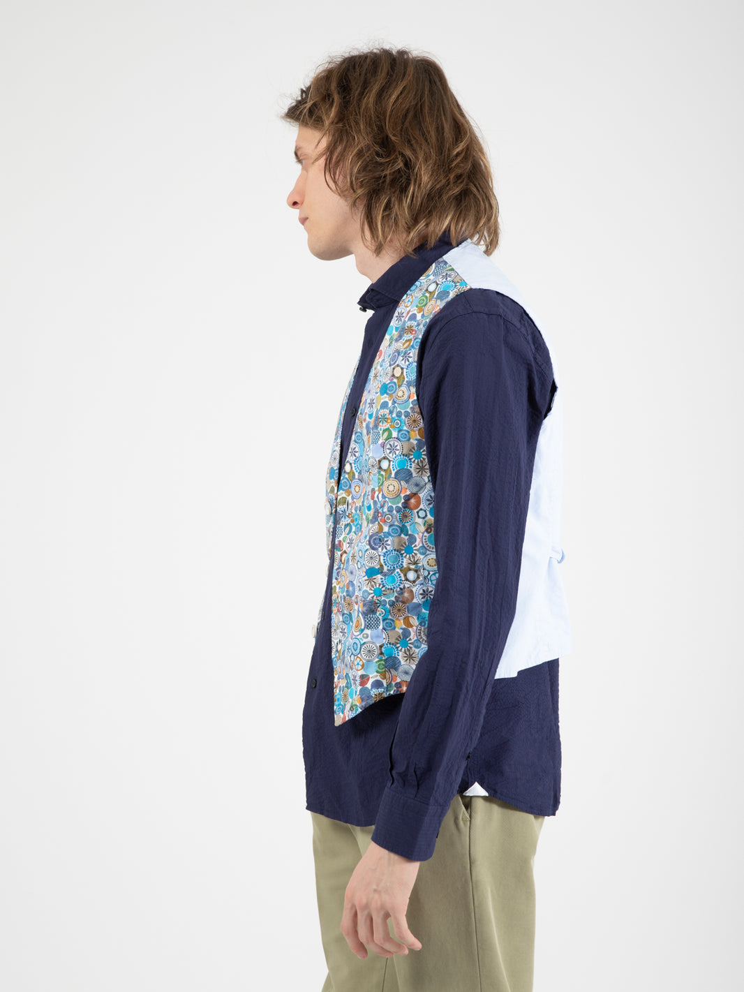 White/light blue floral geometric pattern vest