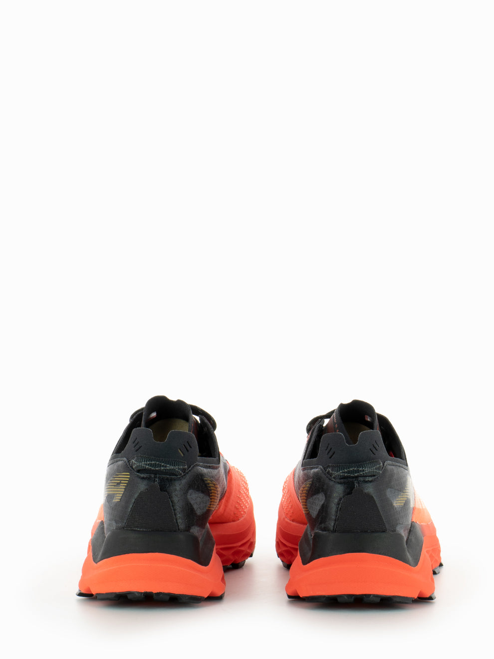 M Mont Blanc trail coral / black