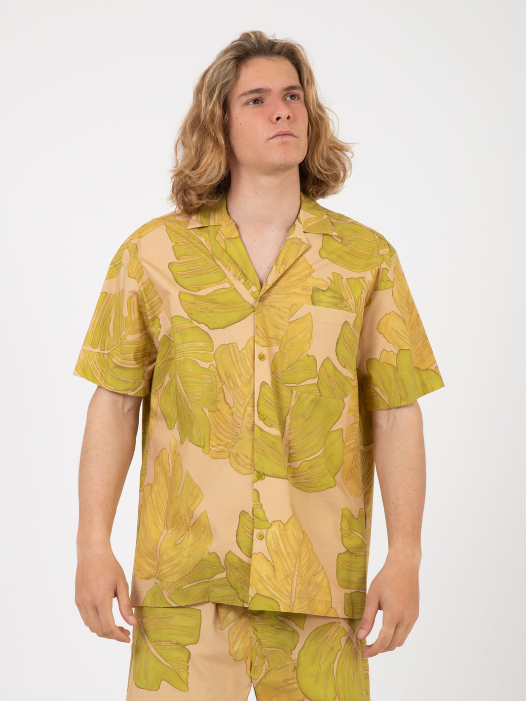 Nude / green foliage patterned M/S shirt