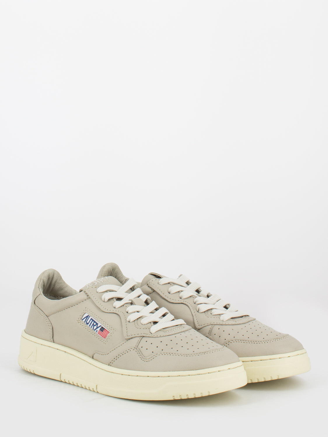 01 low goat / goat grigie