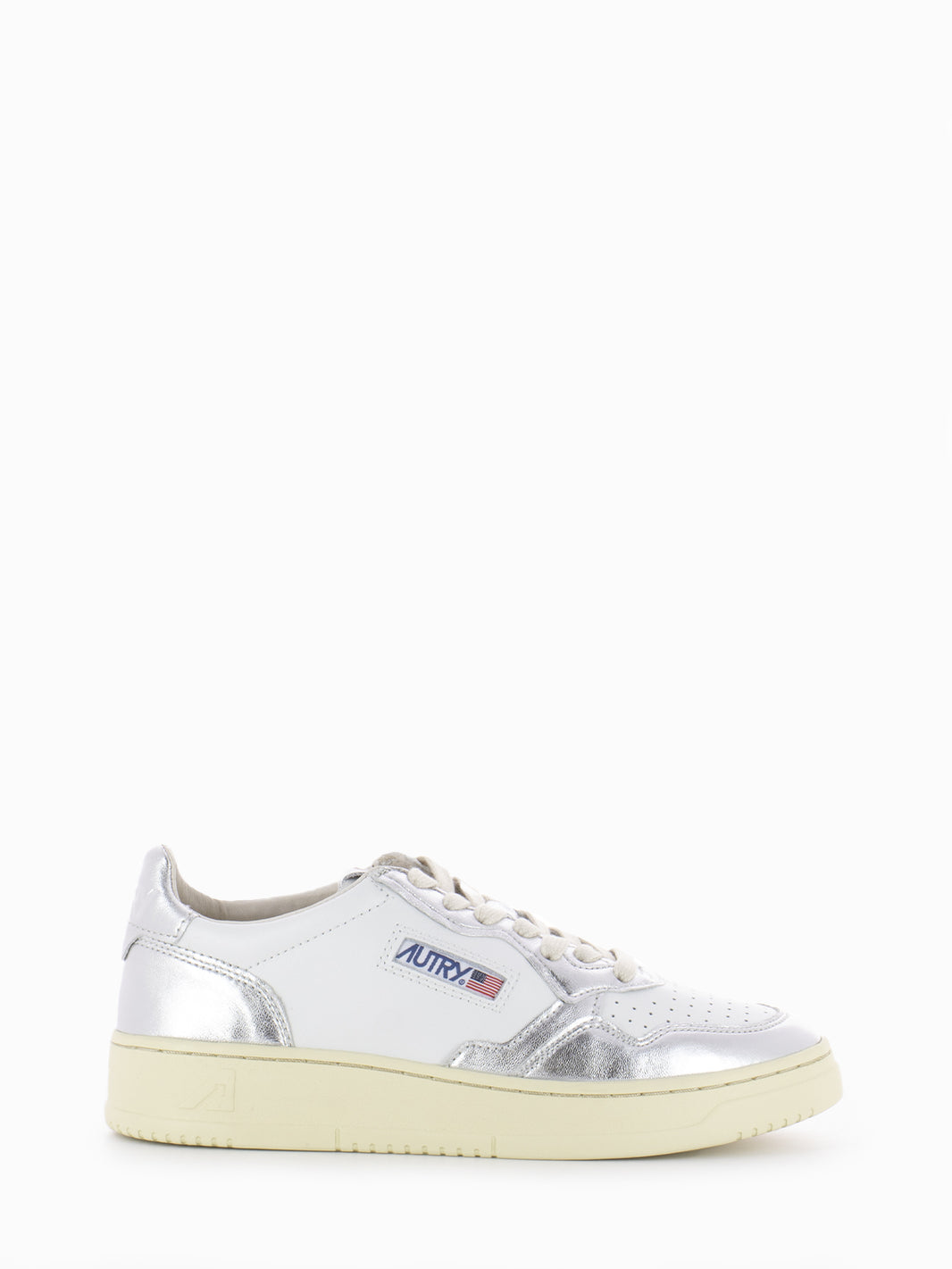 01 Low woman in pelle argento