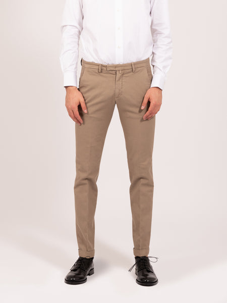 Pantaloni fiammati beige scuro