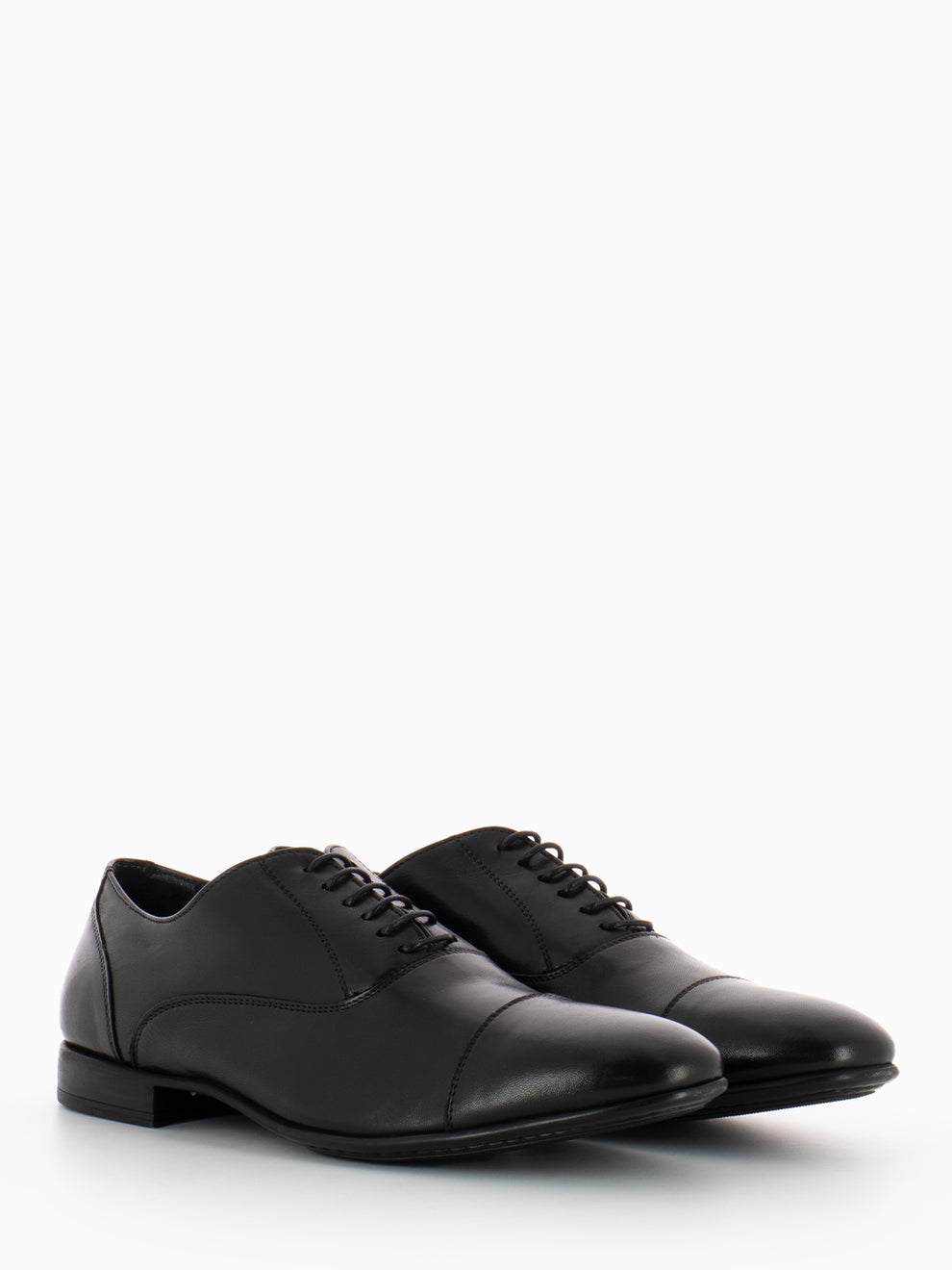 Black Oxfords in soft leather