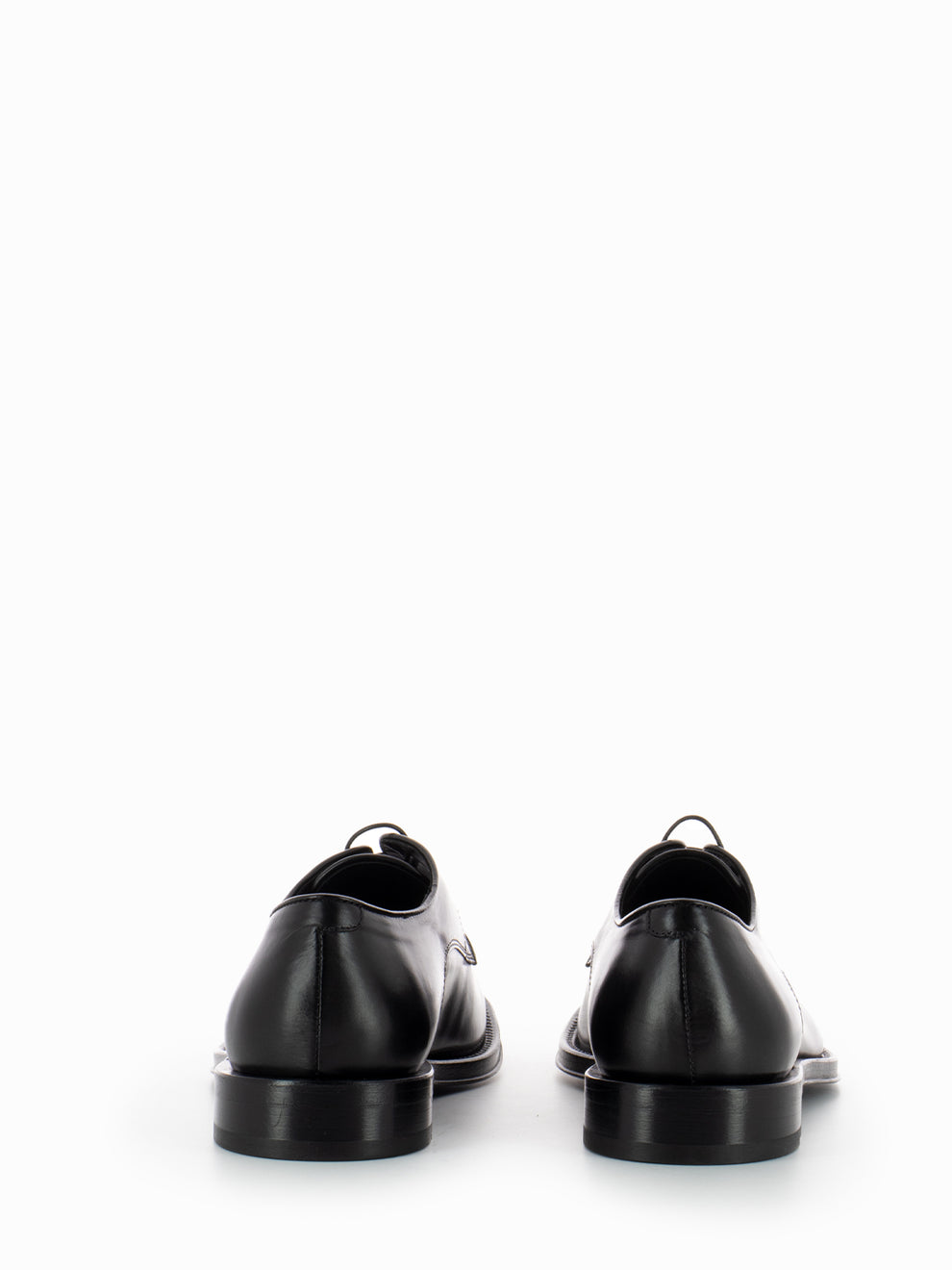 Black crystal elegant shoe