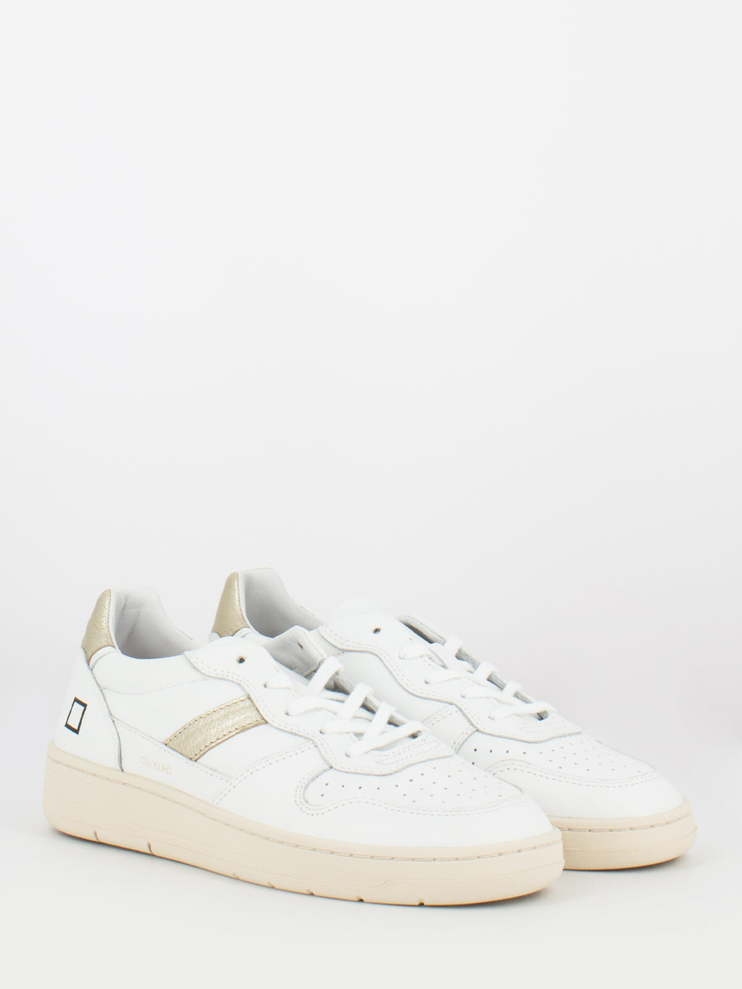 Court 2.0 colored white / platinum