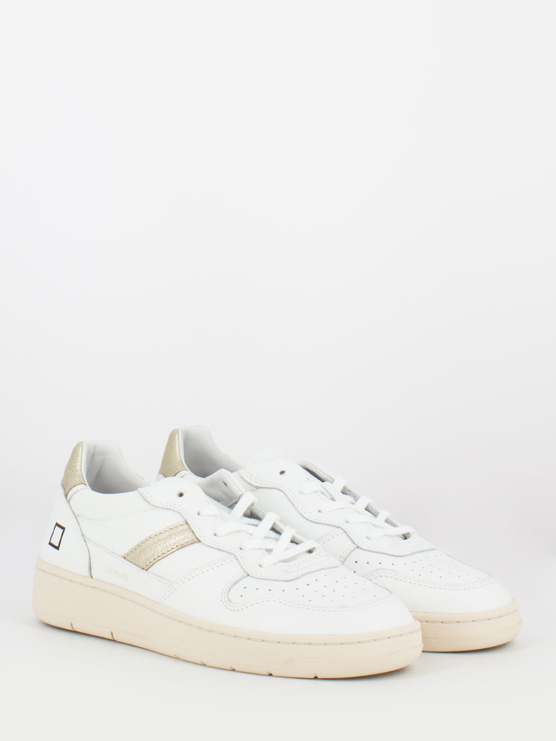Court 2.0 colored white / platinum