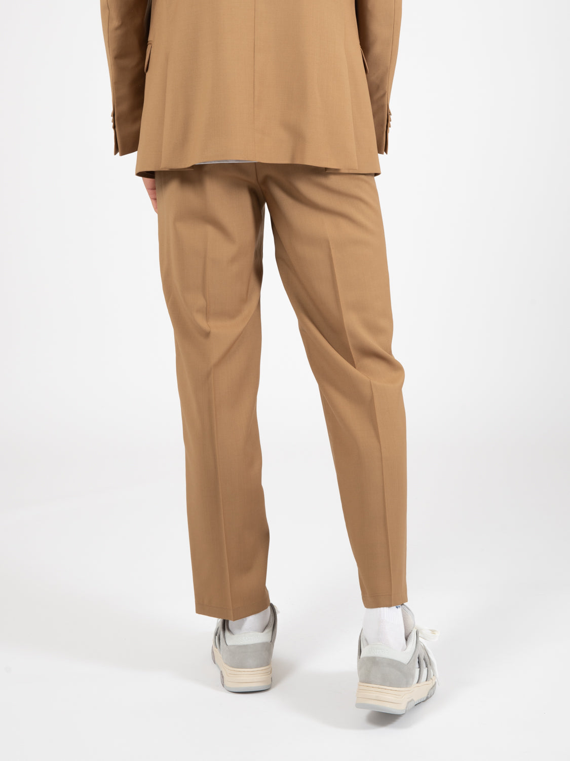 Oler coffee oversized trousers