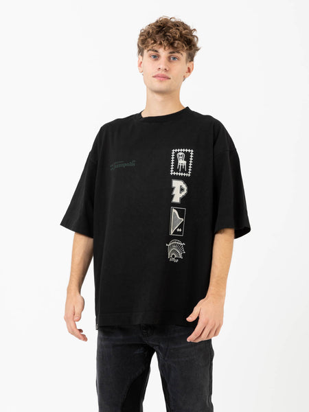 Said oversized T-shirt black