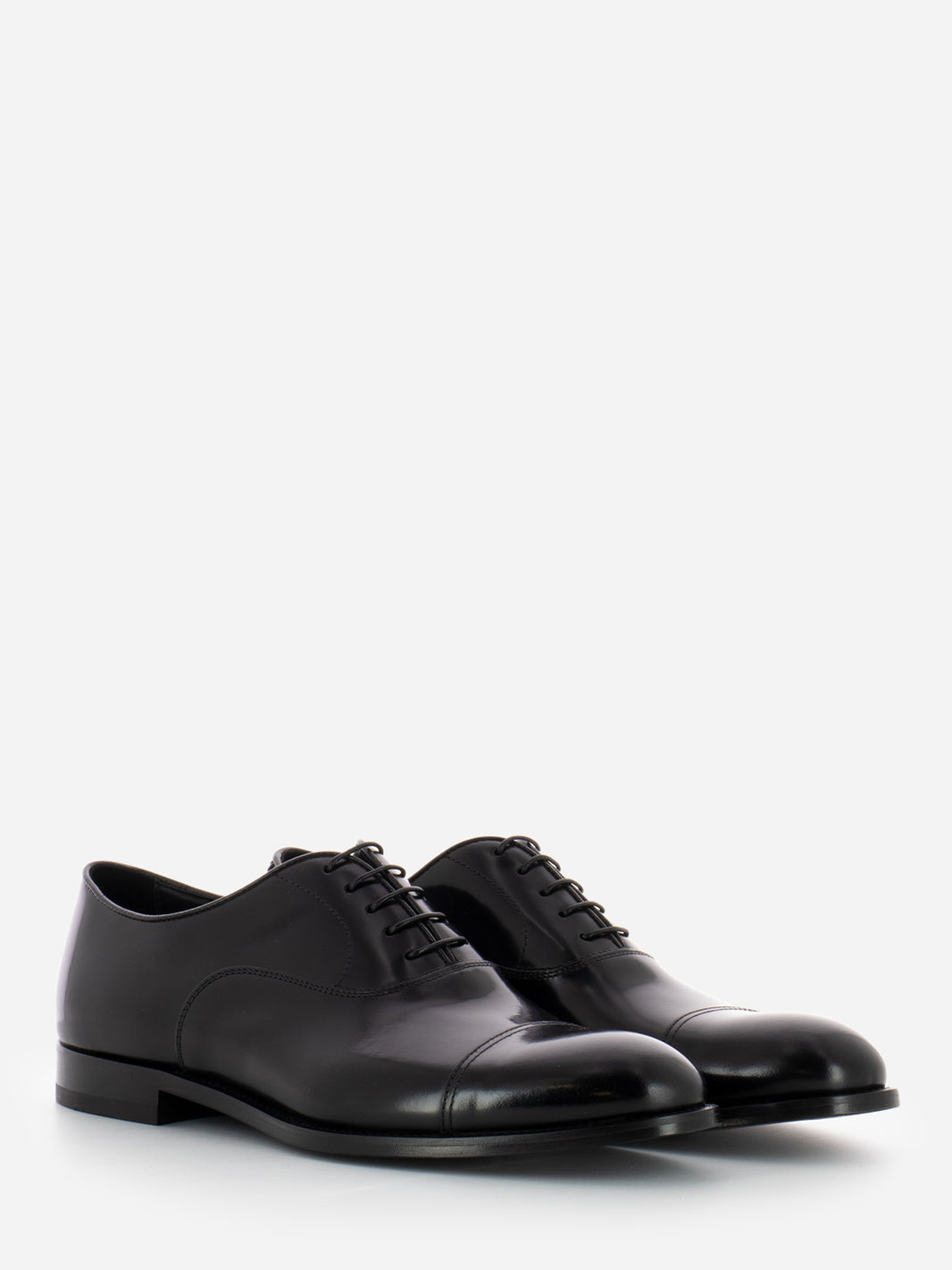 Oxford Old in black leather