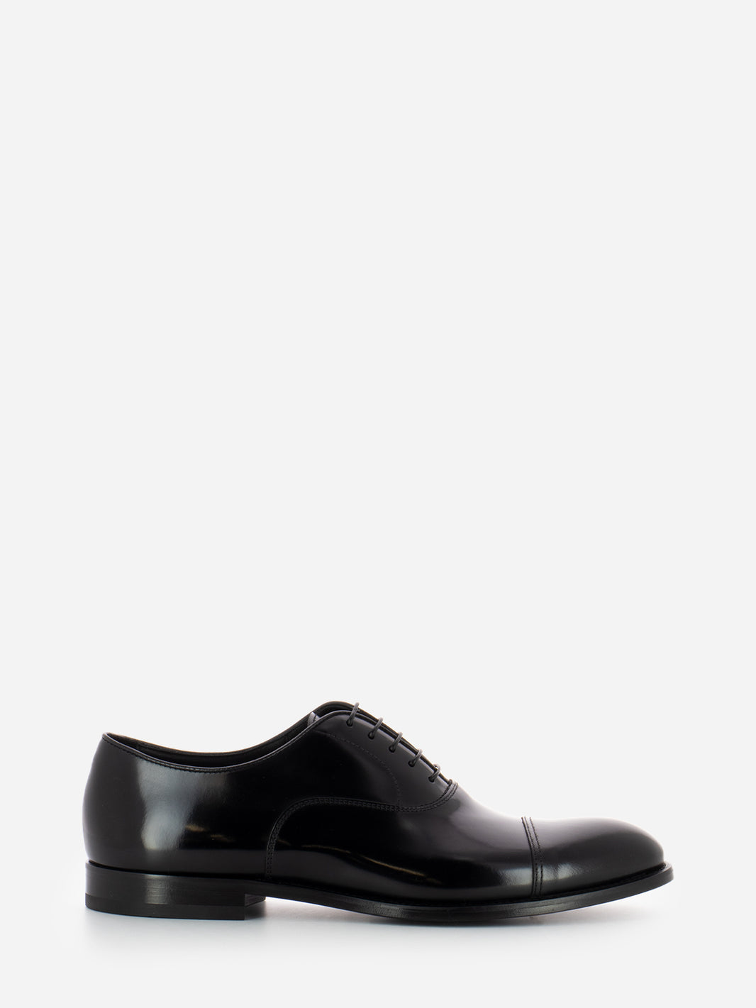 Oxford Old in black leather
