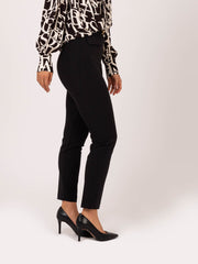 ELISABETTA FRANCHI - Pantalone skinny nero con patte e accessorio morsetto