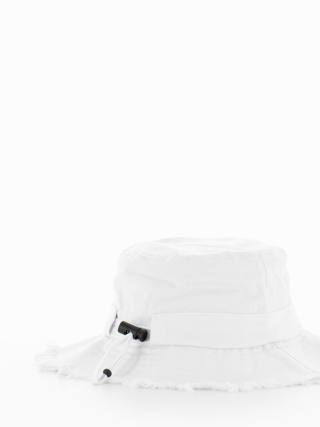 Fisherman's hat with white embroidery