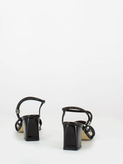 IL LACCIO - Sandali vernice neri con micro-strass