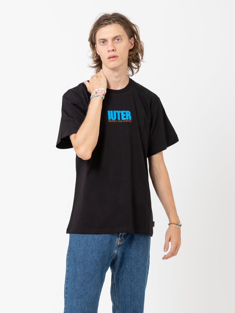 IUTER - T-shirt Stay Alive black
