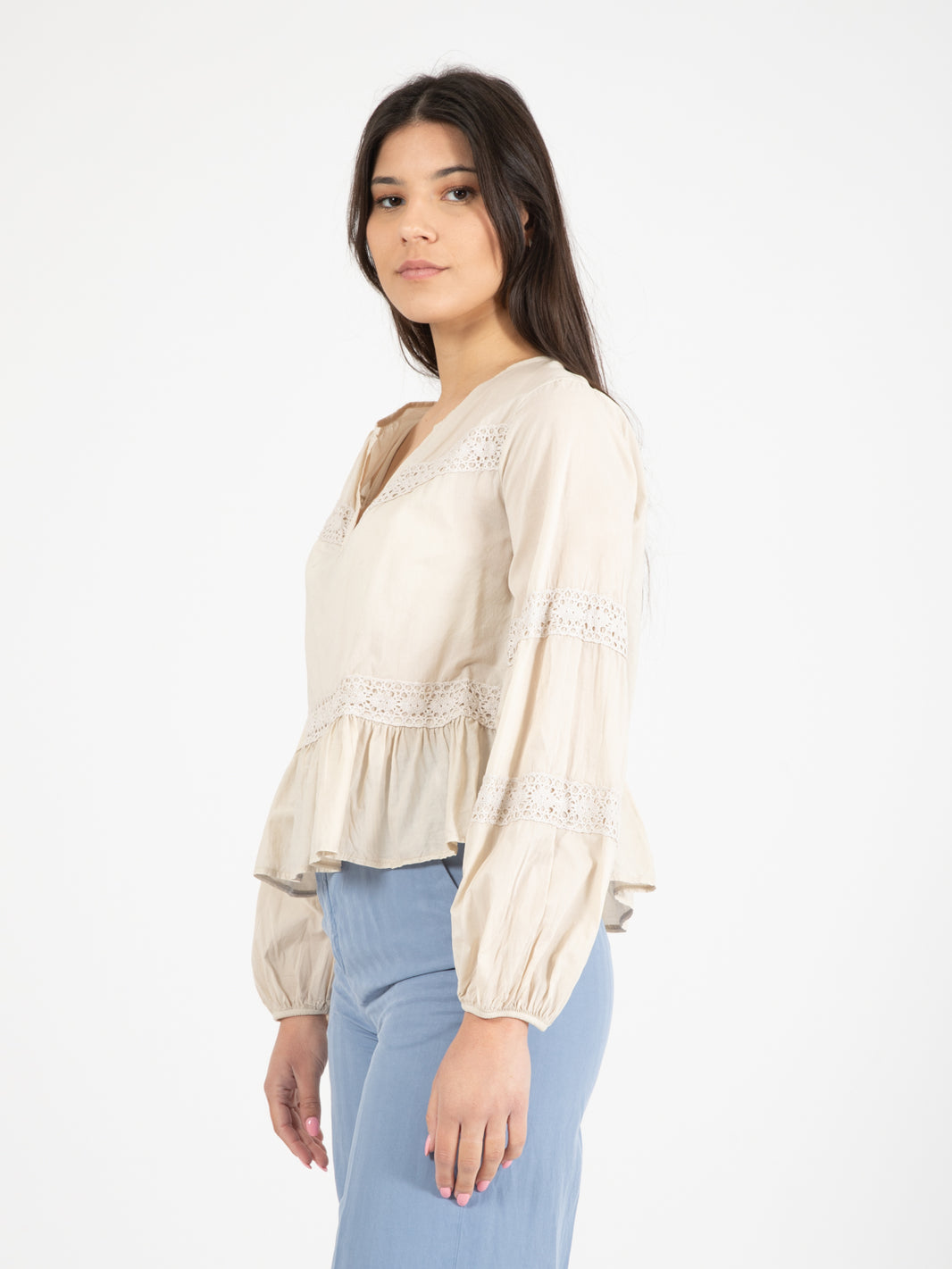 Blusa con inserti in pizzo antique