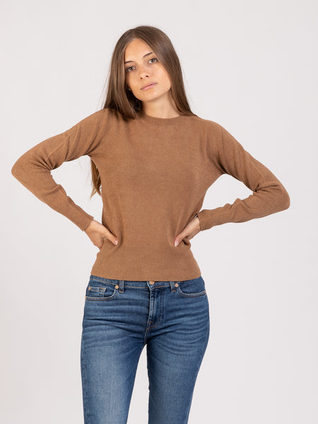 Maglia slim girocollo biscotto