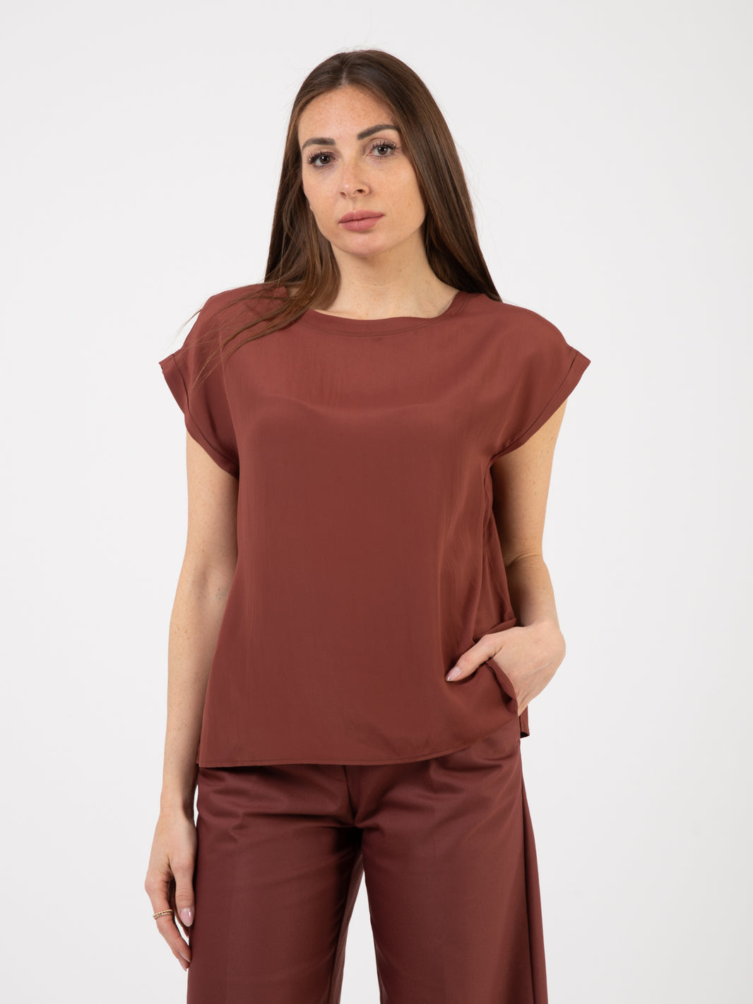 Burgundy colored fluid shirt