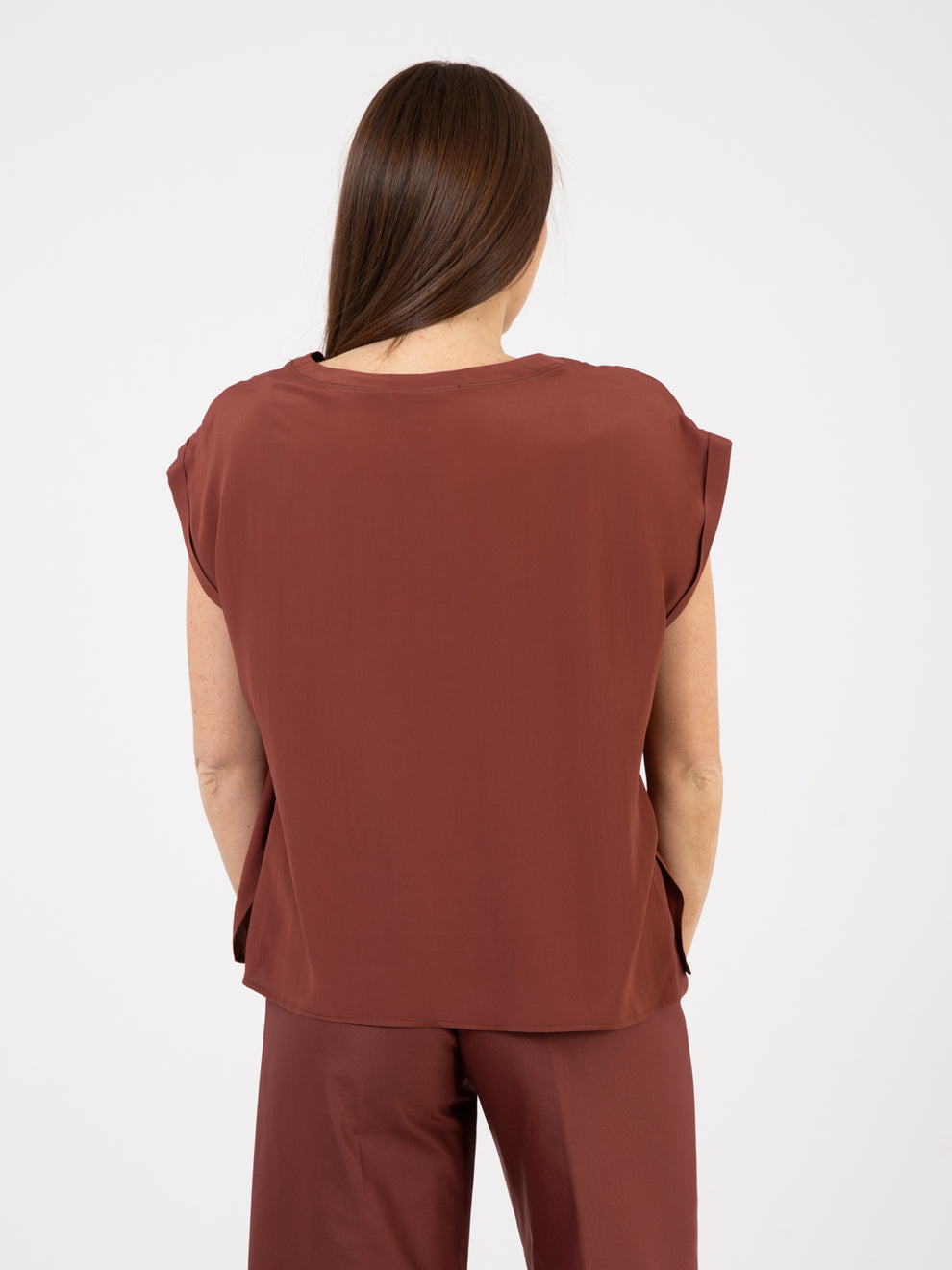 Burgundy colored fluid shirt