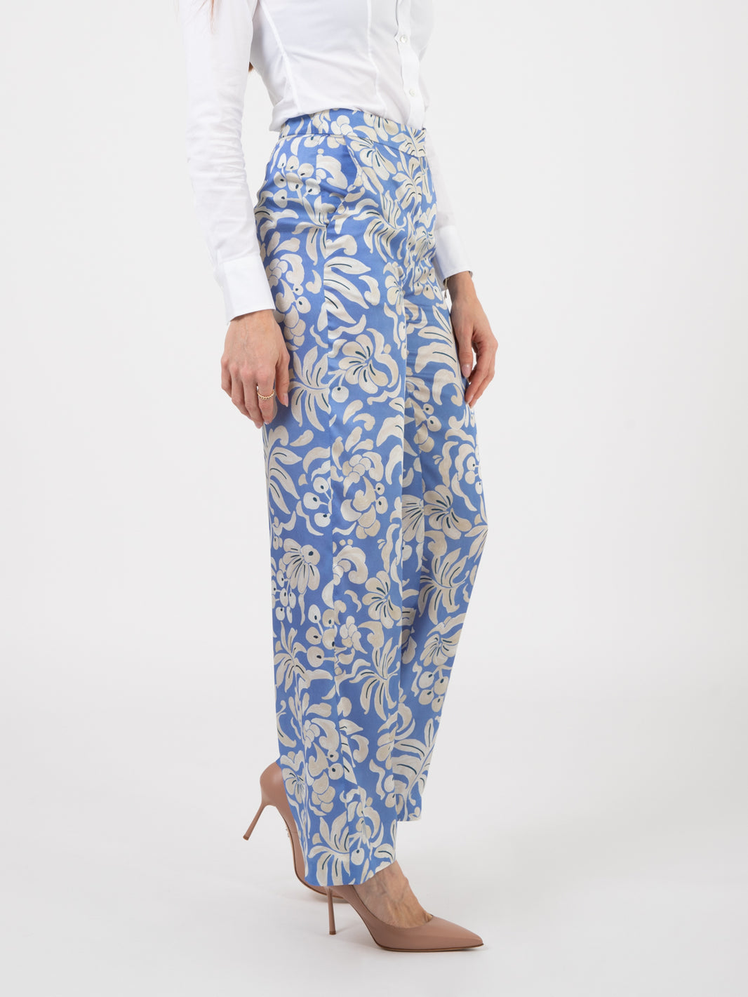 Aestas Stupore trousers light blue / natural