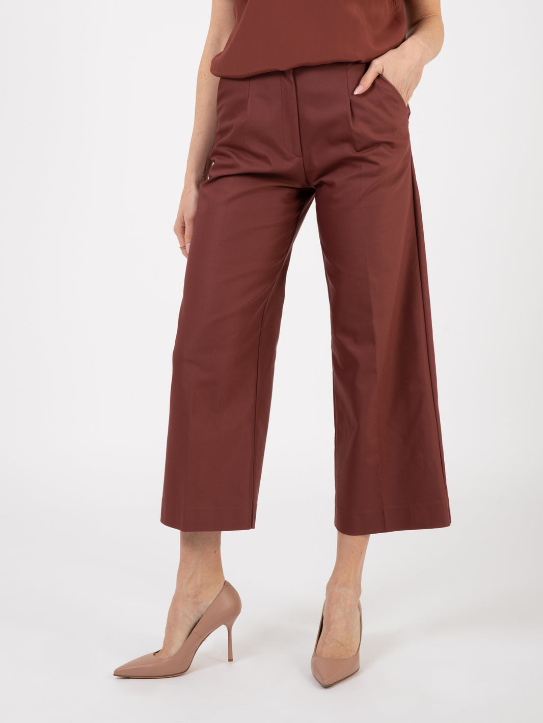 Burgundy stretch cotton trousers