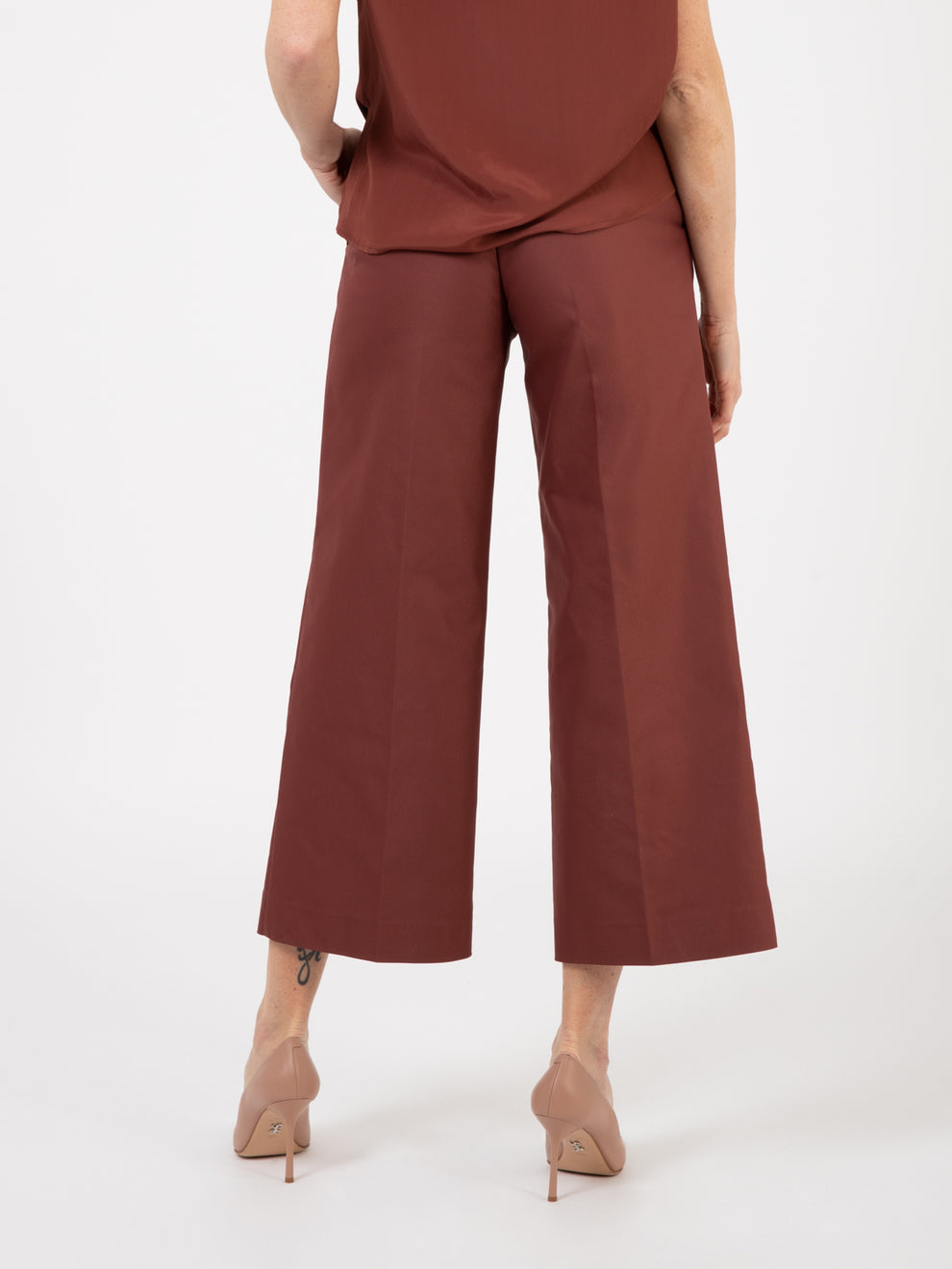 Burgundy stretch cotton trousers