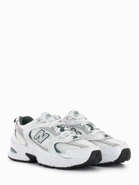 Sneakers U 530 white / green