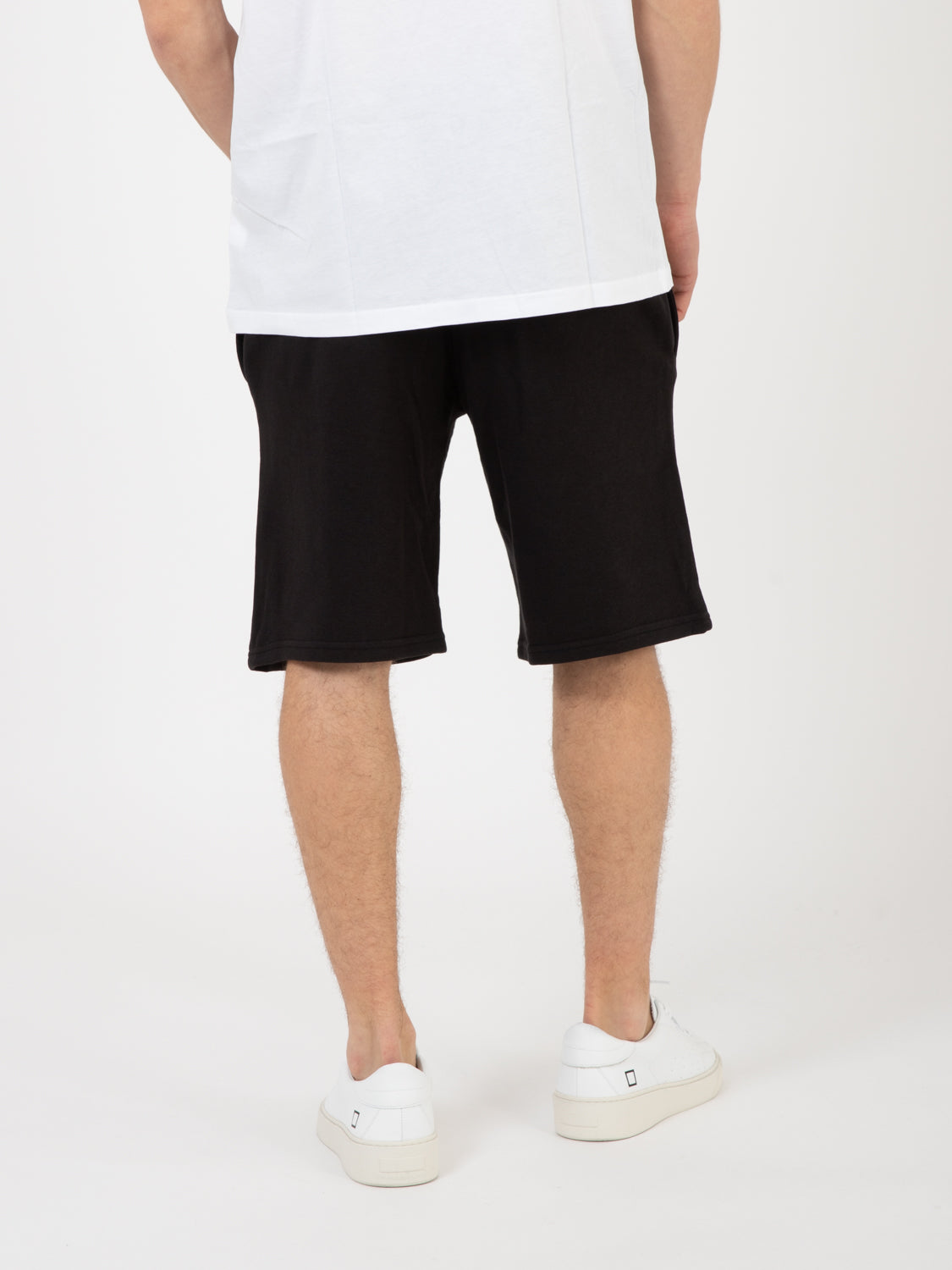 Bermuda LA Lakers NBA black