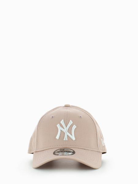 Cappellino 9Forty League Essential New York Yankees pink