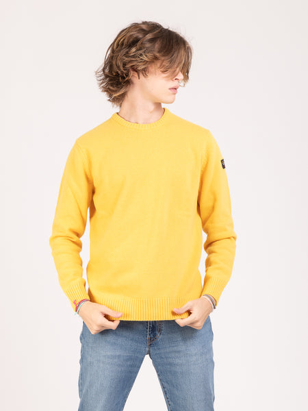 Maglione giallo in lana vergine