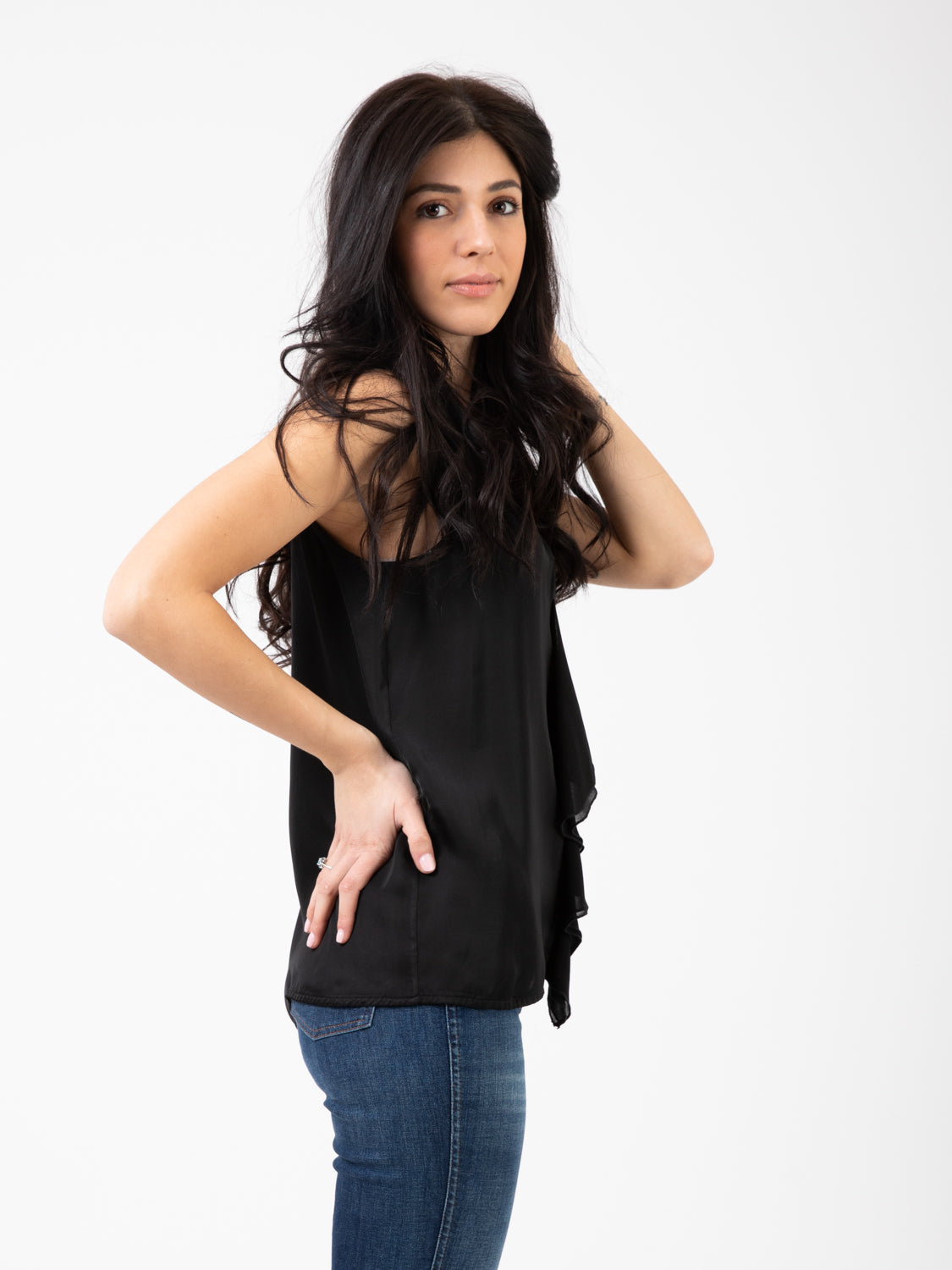 Top smanicato rouches nero