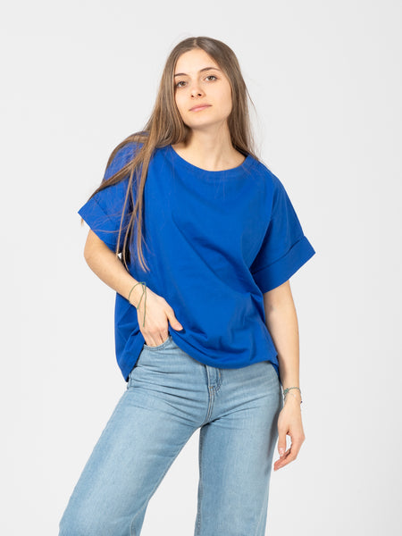 T-shirt over bluette con risvolto