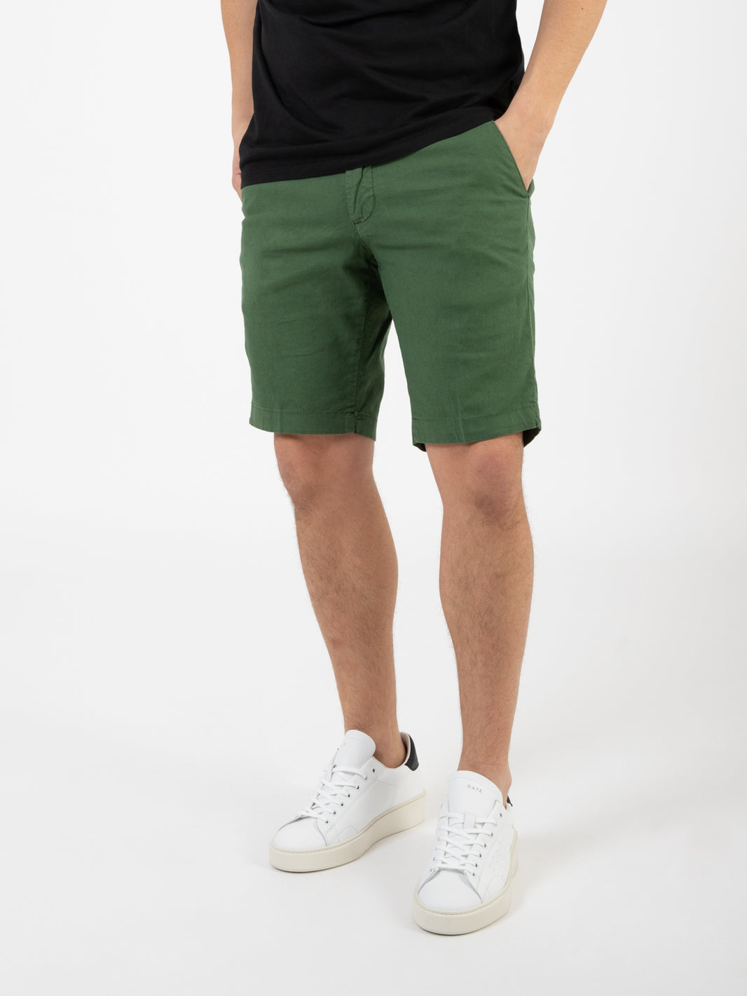Leaf green linen blend Bermuda