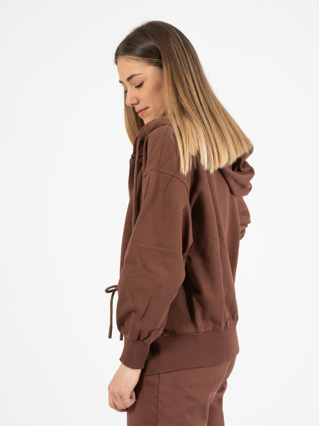Basic zip cocoa sweatshirt