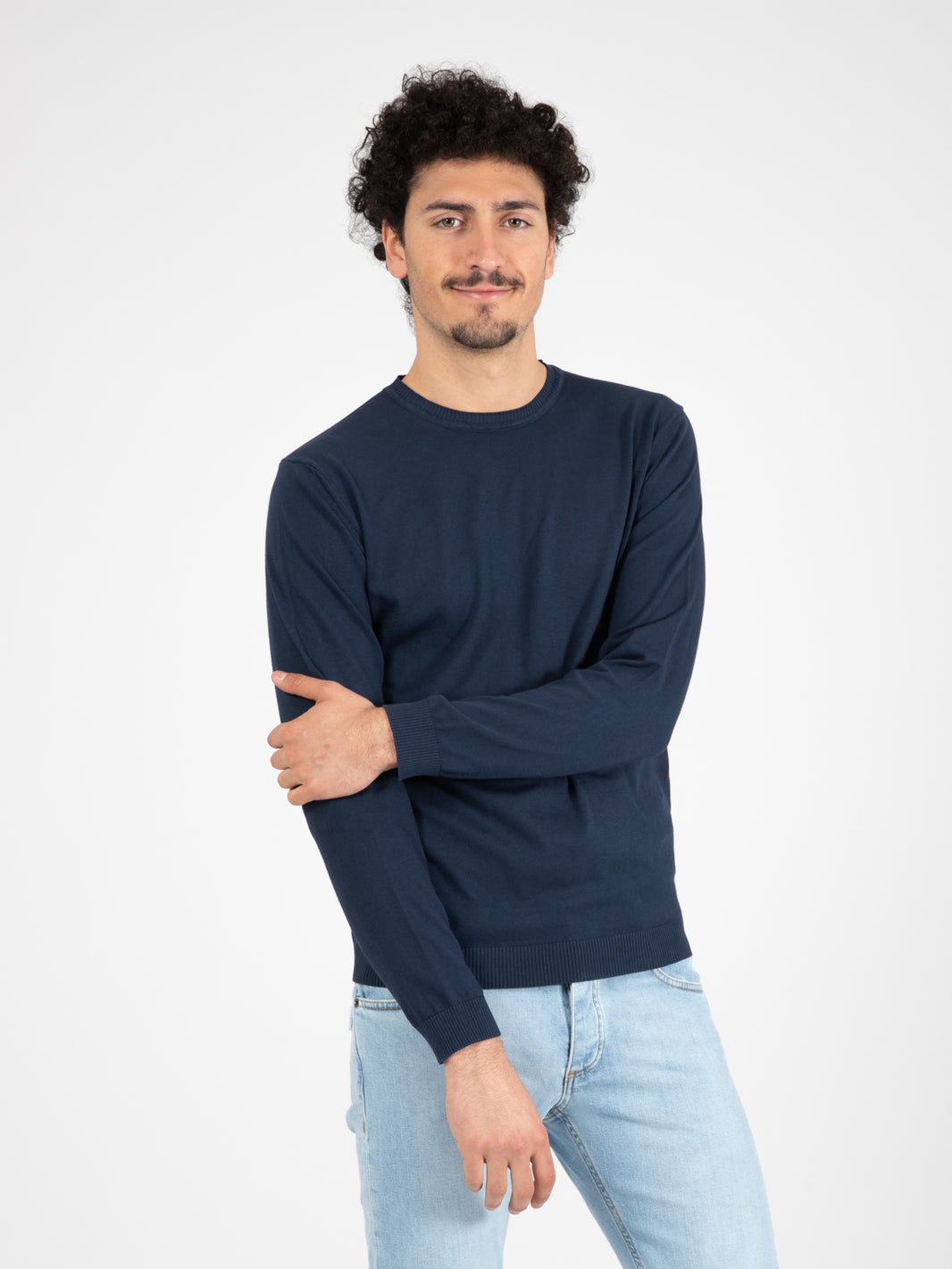 Maglia girocollo in cotone blu