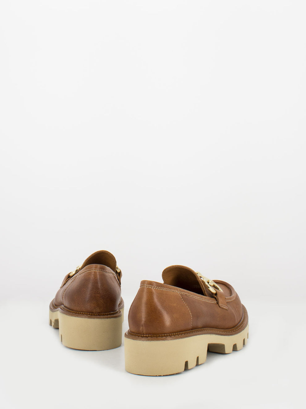 Carrie West leather moccasins with maxi clamp