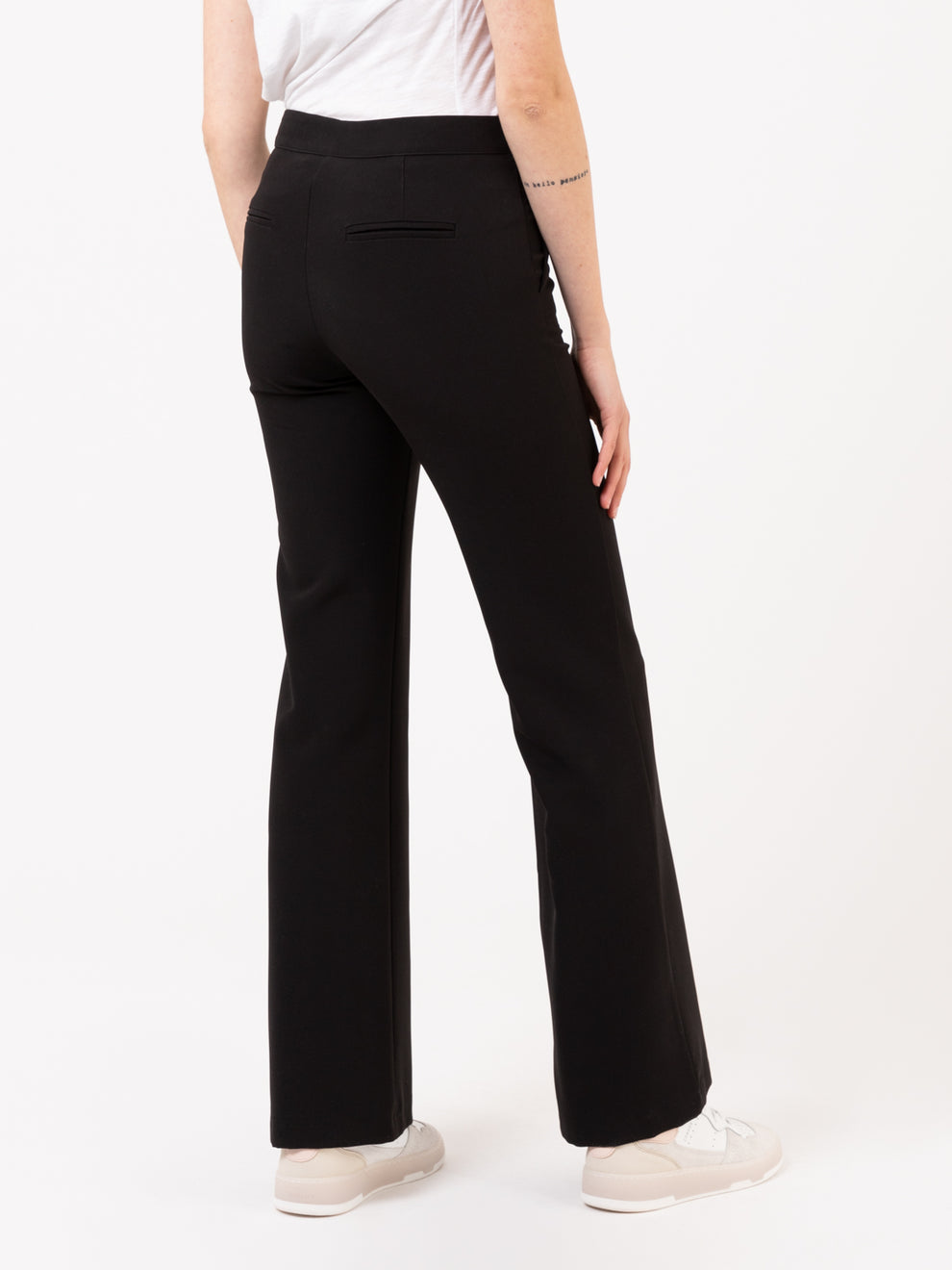 Pantaloni eleganti neri a zampa