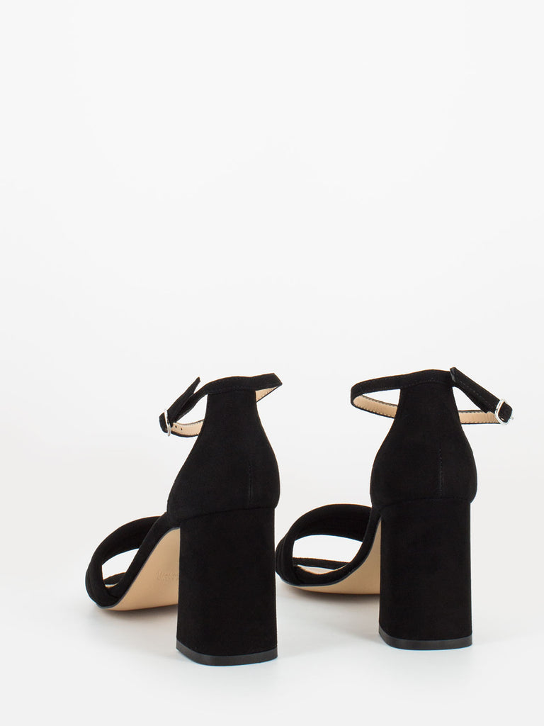 STIMM - Sandali camoscio neri con fascia tripla