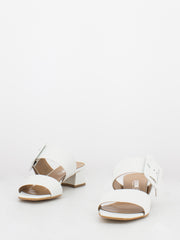 STIMM - Sandali in nappa bianchi con maxi fibbia