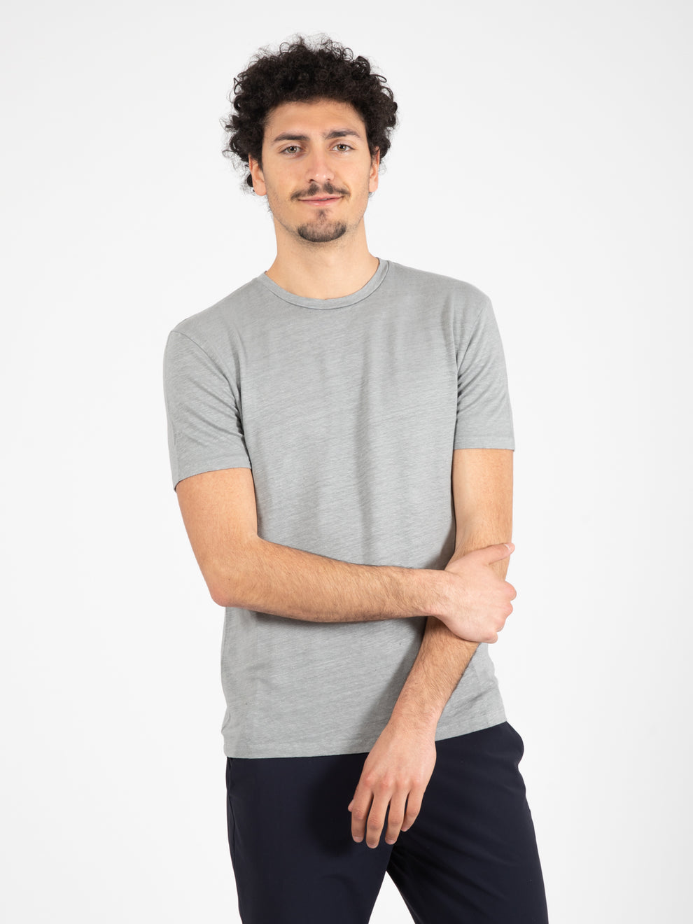 Basic T-shirt in linen iron