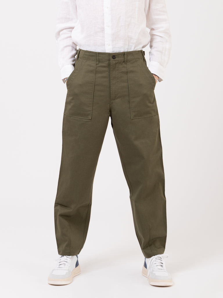 UNIVERSAL WORKS - Fatigue Pants twill light olive