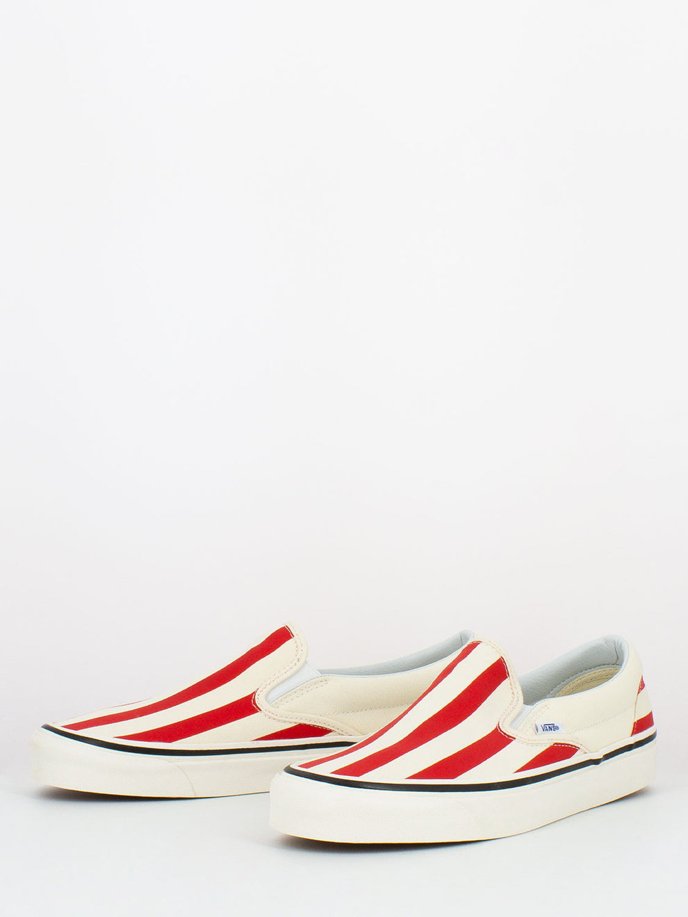 Slip-On 9 Anaheim Factory Ivory White / Red