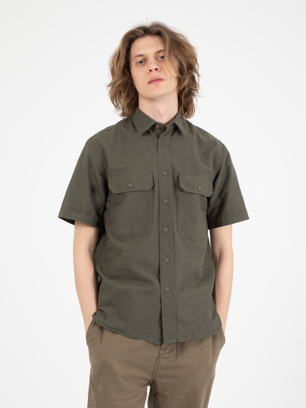 Green short sleeve shirt